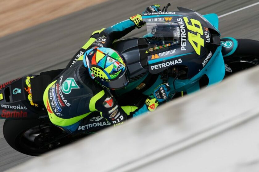 Quartararo nyert, Rossi bukott a Katalán GP-n