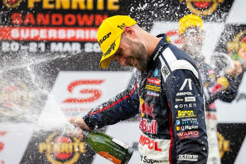 Van Gisbergen szenzációs: győzelem törött kulcscsonttal, a 17. helyről
