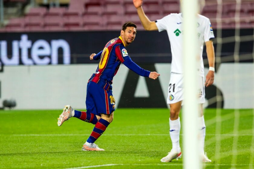 A Barcelona még 3 évig számolna Messivel
