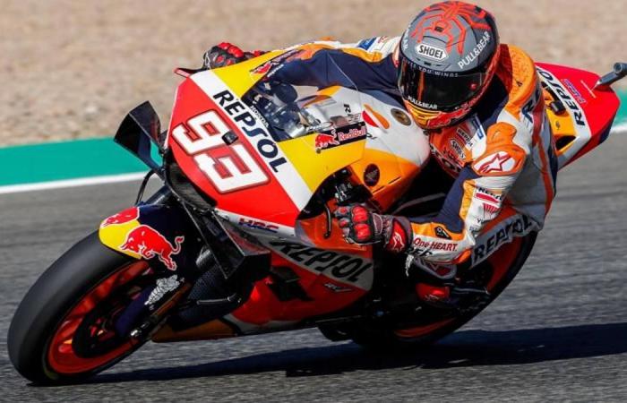 Marc Marquez újra a nyeregben, bukás bukás hátán a 4. edzésen