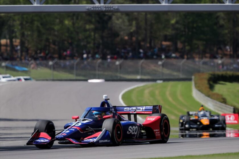 4 mp-en belül futott be az első négy az IndyCar nyitófutamán