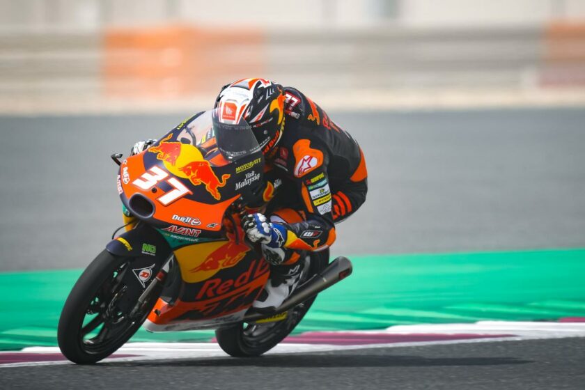 A boxból rajtolva nyert élete második versenyén a Moto3 16 éves új sztárja