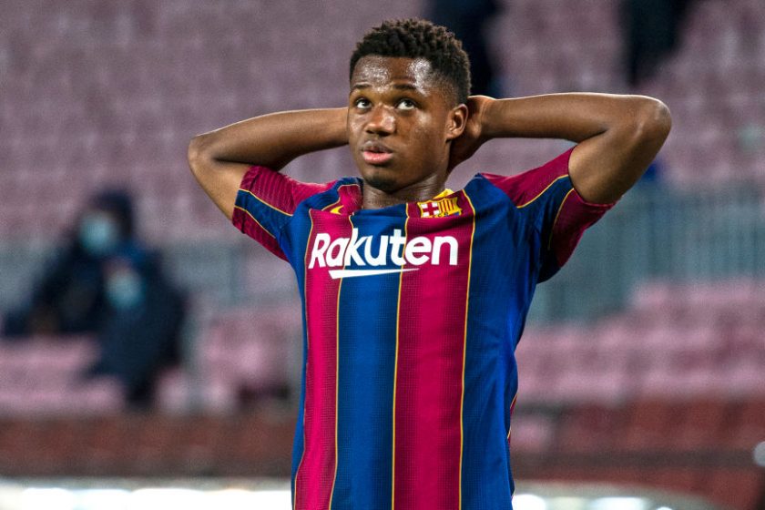 Közel 10 hónap után edzett a többiekkel a Barca 18 éves csatára