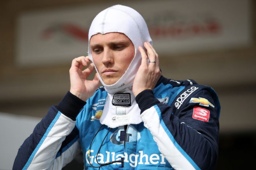 Gondja akadt az utazásnál, kihagyja a hétvégi futamot Max Chilton