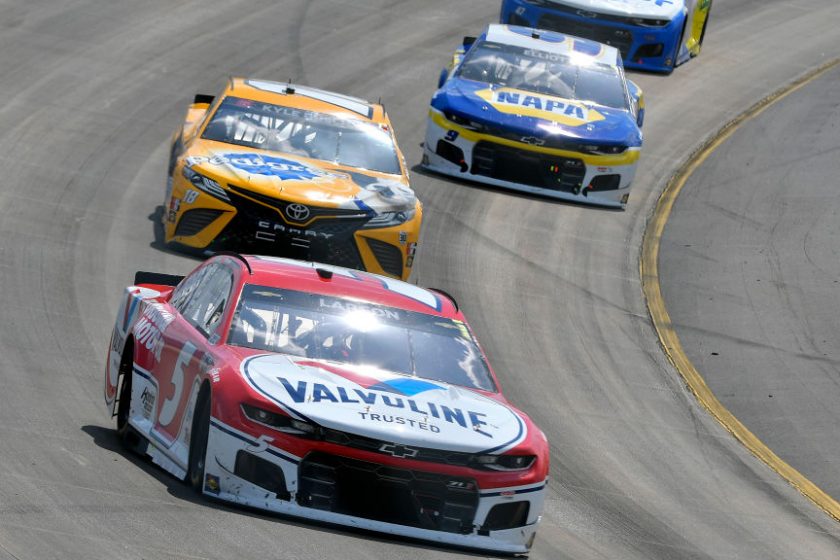 Kyle Larson indulhat az élről a szombati NASCAR-futamon is