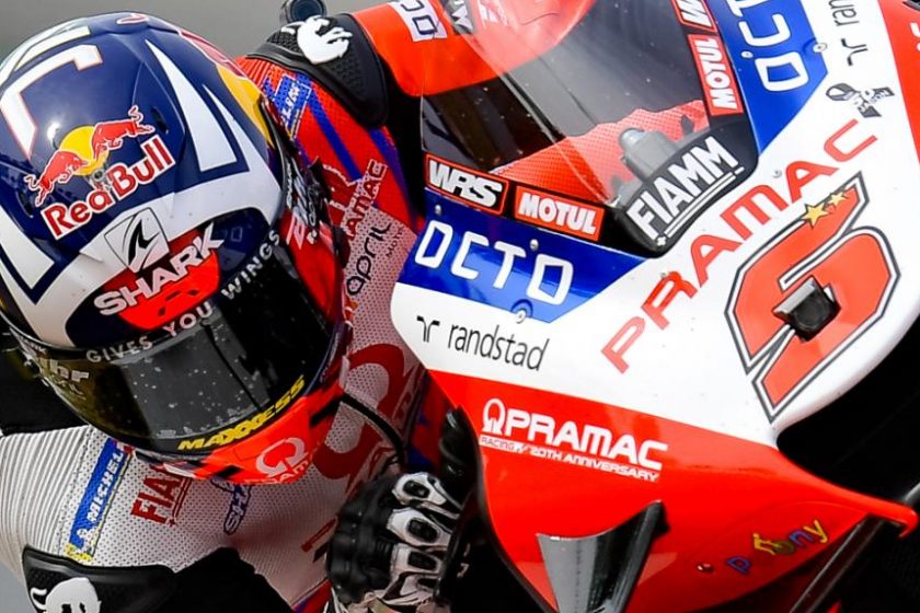 Sikeres alkarműtéten esett át Johann Zarco