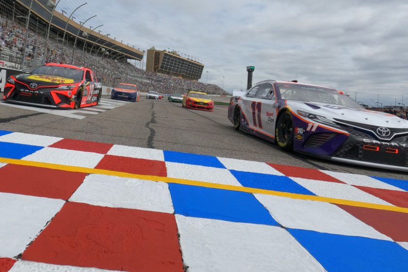 Vasárnap este visszatér Atlantába a NASCAR-mezőnye