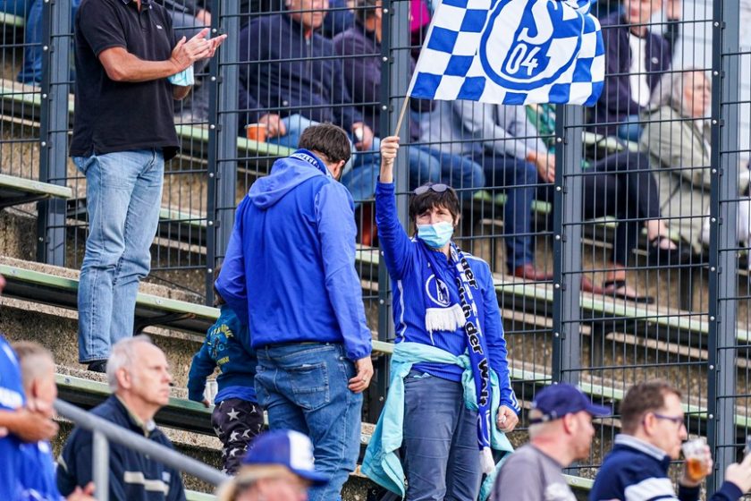 Karantéba vonult a Schalke a pénteki rajt előtt
