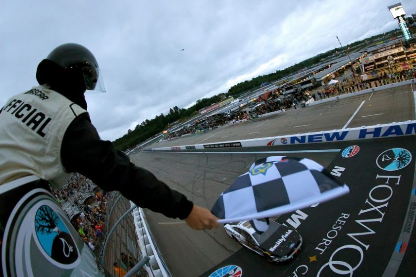 Aric Almirola befejezi a szezon végén