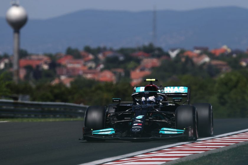 Valtteri Bottas élen a Hungaroringen
