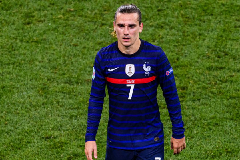Kirúgta Antoine Griezmannt a japán videójáték a japánozós videó miatt