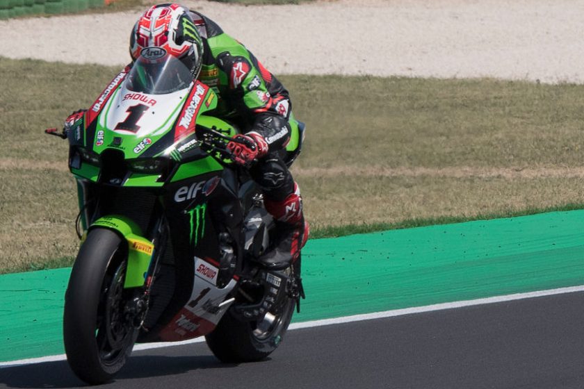 Jonathan Rea nyerte a félbeszakított első asseni Superbike-futamot