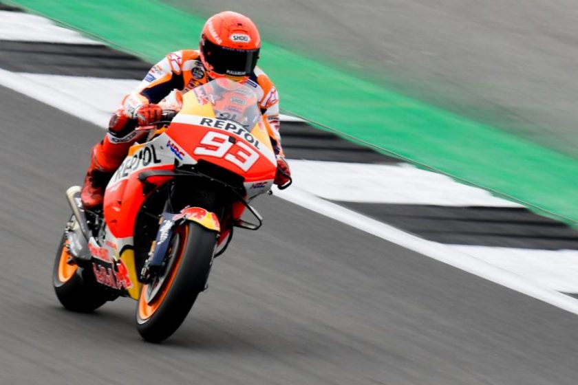 Marc Marquez és Quartararo nagy esésével indult a silverstone-i hétvége