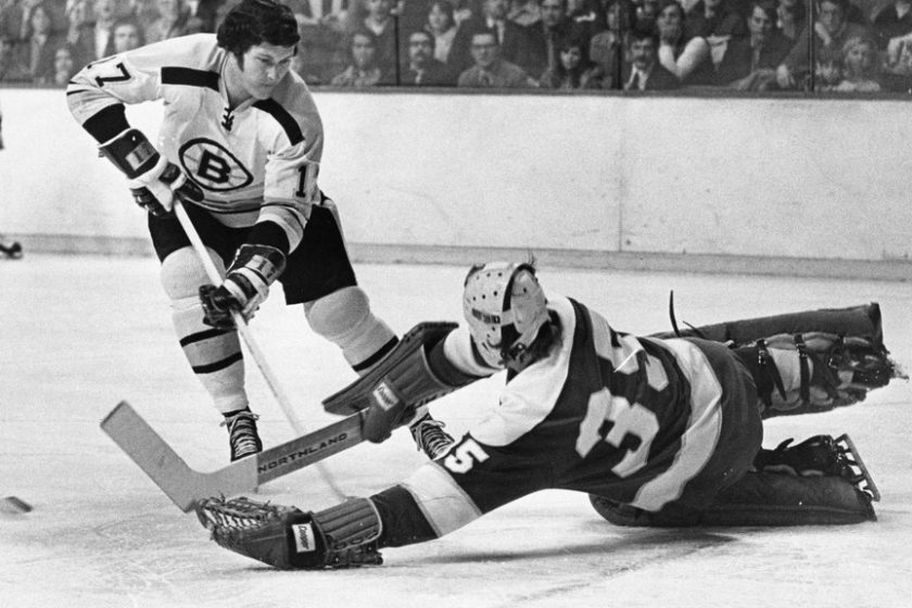 Elhunyt a Bruins kétszeres bajnoka