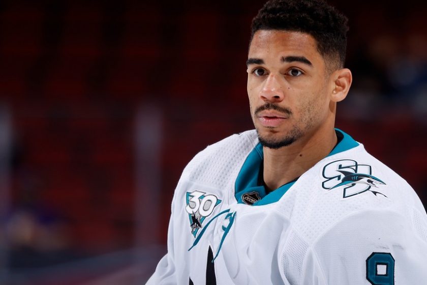 Hamis oltás miatt tilthatták el a Sharks csatárát