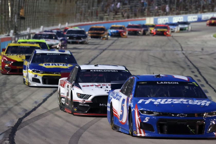Kyle Larson nyerte el a pole pozíciót Texasban