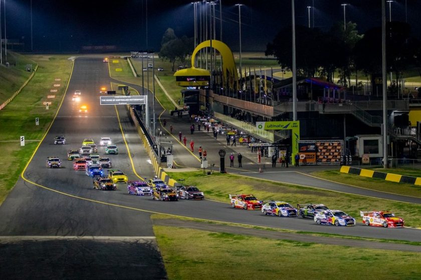 Október végén folytatódik a Supercars-szezon