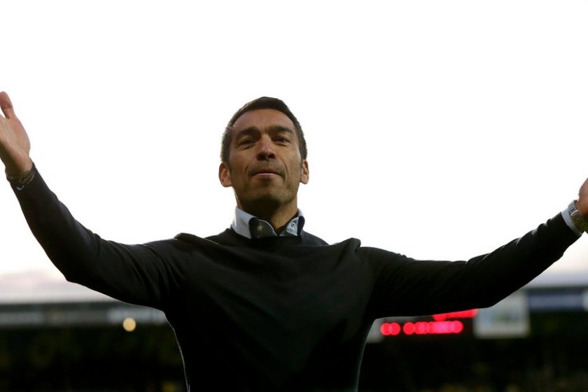Van Bronckhorst lett a Rangers vezetőedzője