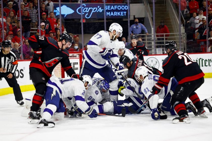 Csúcsrangadó éjjel az NHL-ből