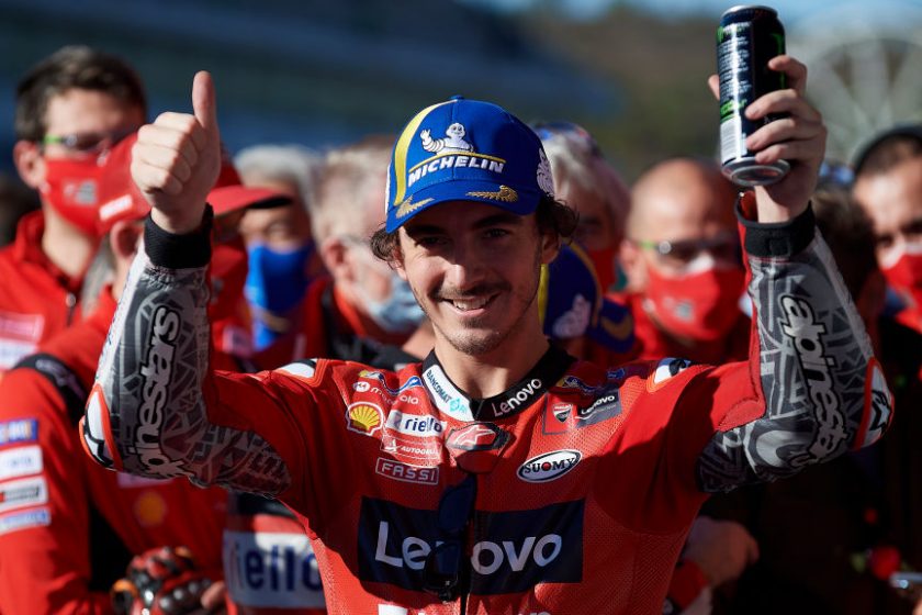 Pecco Bagnaia hosszabbított a Ducatival