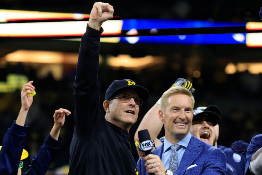 Jim Harbaugh lett az év edzője az NCAA-ben
