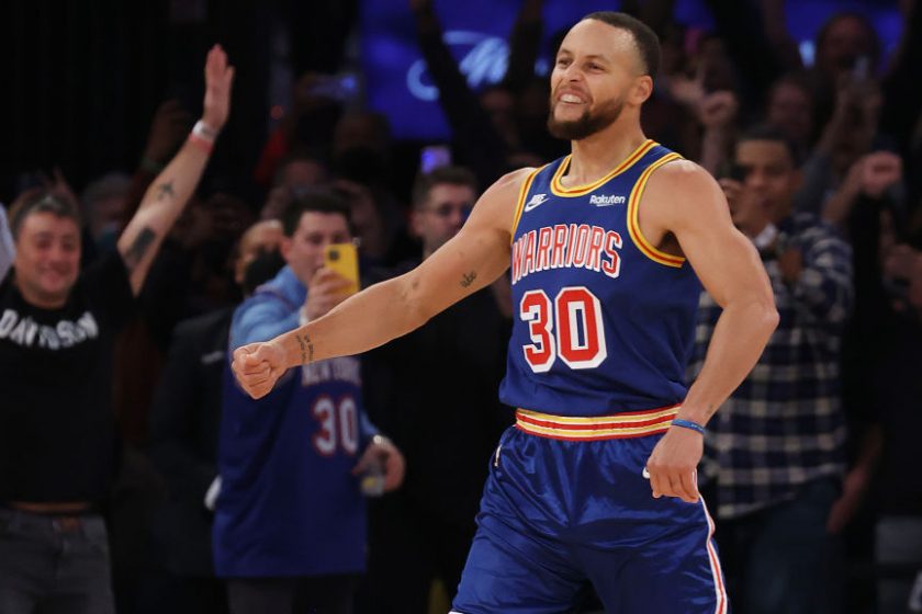 Steph Curry az NBA új hárompontos-rekordere