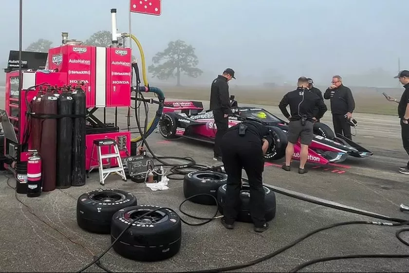 Európai pilótákat próbáltak ki IndyCar-csapatok
