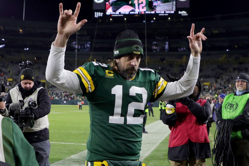 Úgy tudni, Rodgers hosszabbít a Packersszel, talán rekordgázsiért