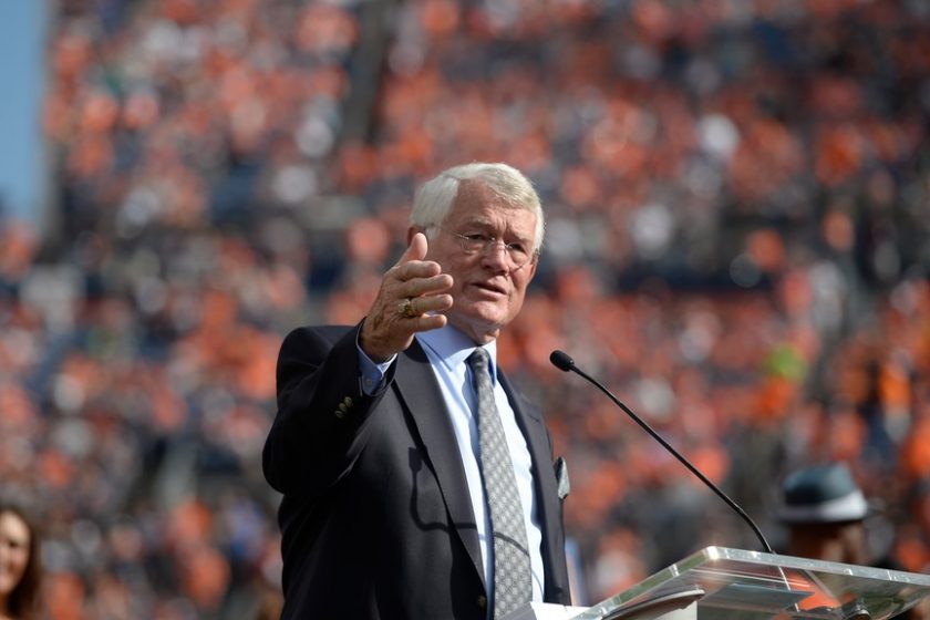 Elhunyt a legendás Dan Reeves