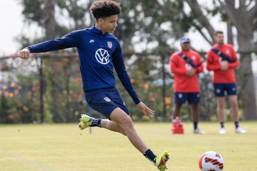 18 éves amerikaival erősít a Wolfsburg