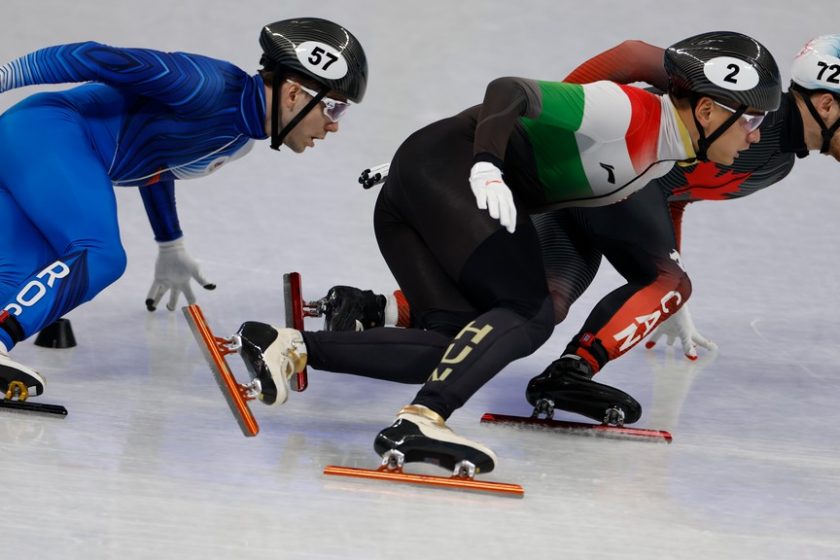 Nem védheti meg címét a magyar short track váltó