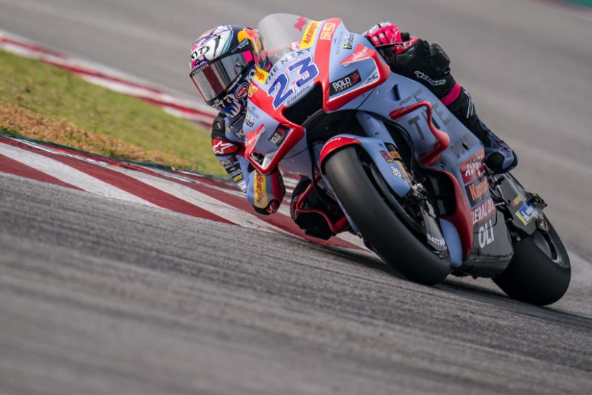 Enea Bastianini behúzta Austint is, Marquez utolsó helyről lett 6.