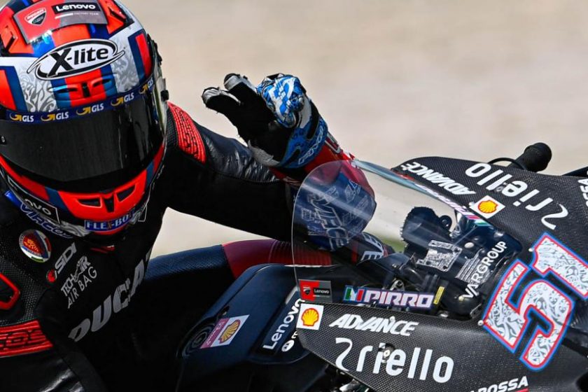 Látványos starttrükköt mutatott be a Ducati a szepangi teszten