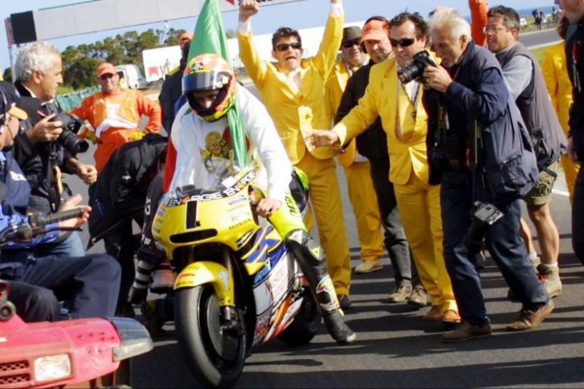 Szerda este 9-től folytatódnak Rossi meséi az ARENA4-en