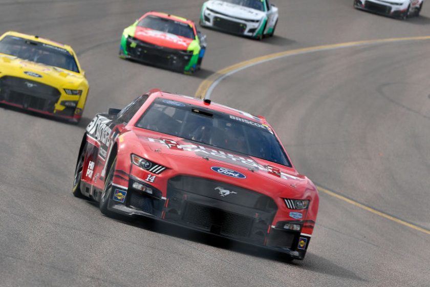 Eső miatt lefújták a NASCAR-időmérőt
