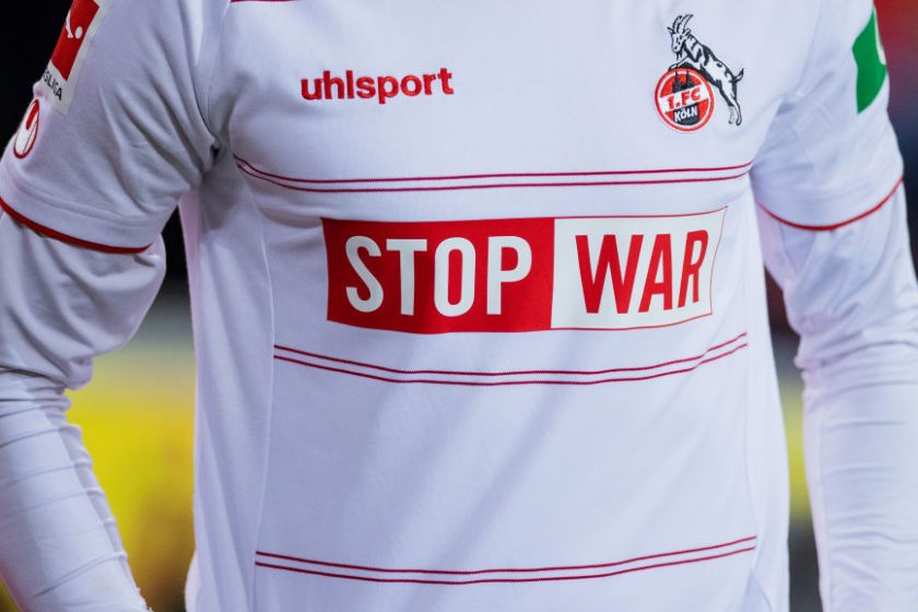Háború ellenes tüntetésnek is beillett a Köln-Hoffenheim