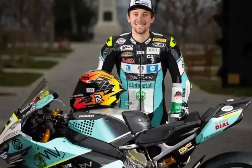 Philipp Öttl is kiírta magát az estorili Superbike-ról