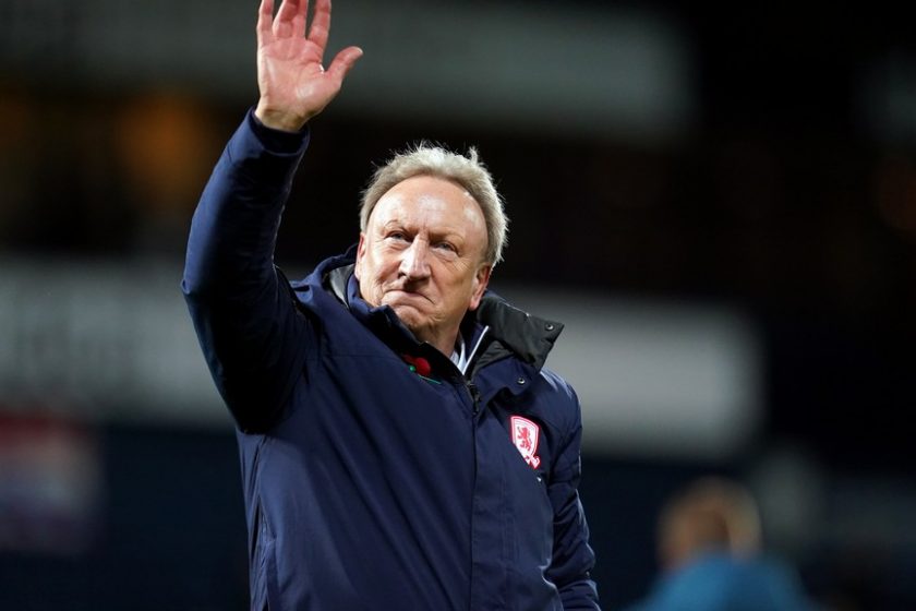Több mint négy évtized után befejezte az edzősködést Neil Warnock