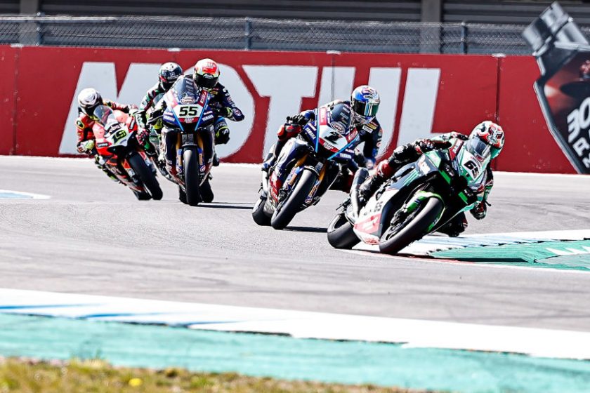 Alvaro Bautista: A Razgatlioglu-Rea-ütközésnek meg kellett történnie