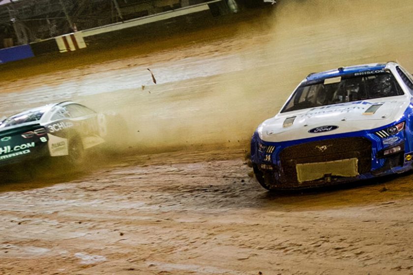 Húsvétkor jönnek a NASCAR legvagányabb futamai