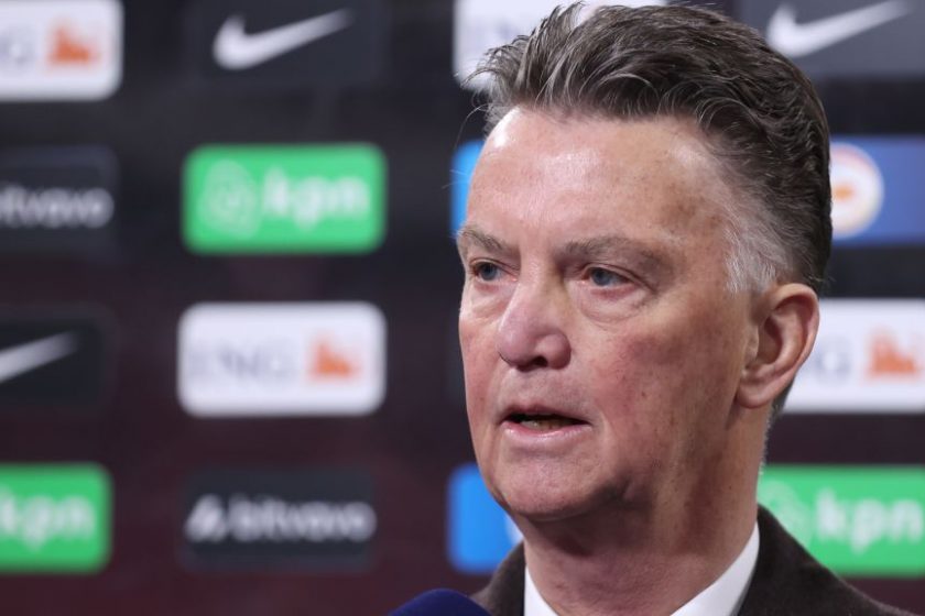 Louis van Gaal nyerésre áll a rákkal szemben
