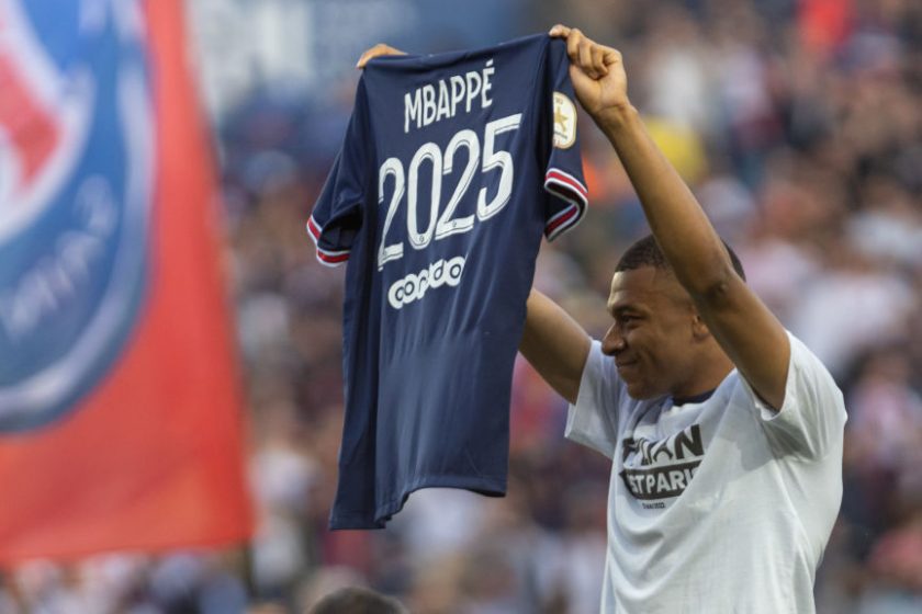 Mbappé annyit keres, mint senki a sporttörténelemben