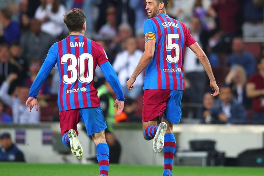 Busquets rekordra tör