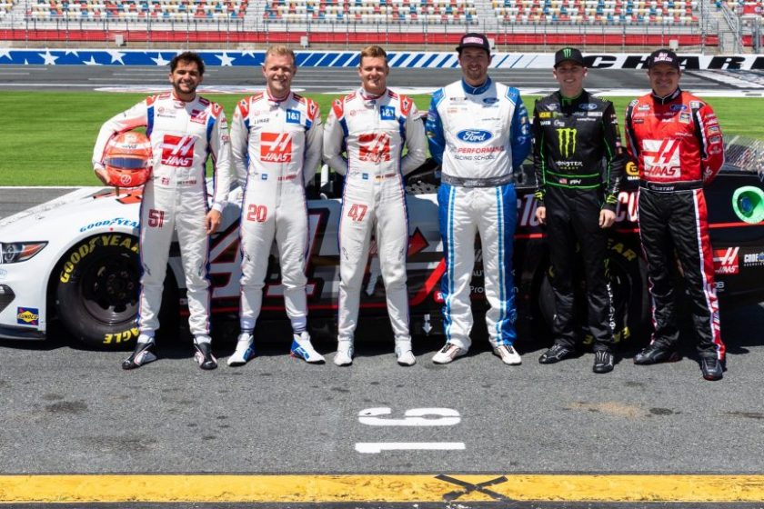 NASCAR-autót próbált az F1-es Schumacher és Magnussen