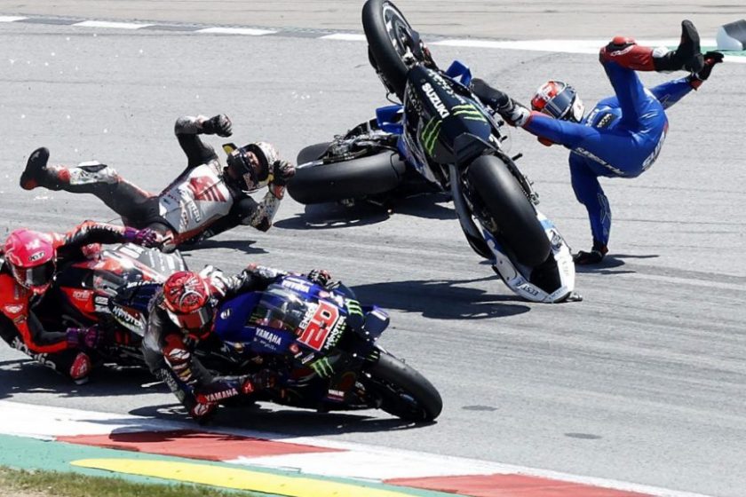 Alex Rins csuklóját törte a nakagamis bukásban