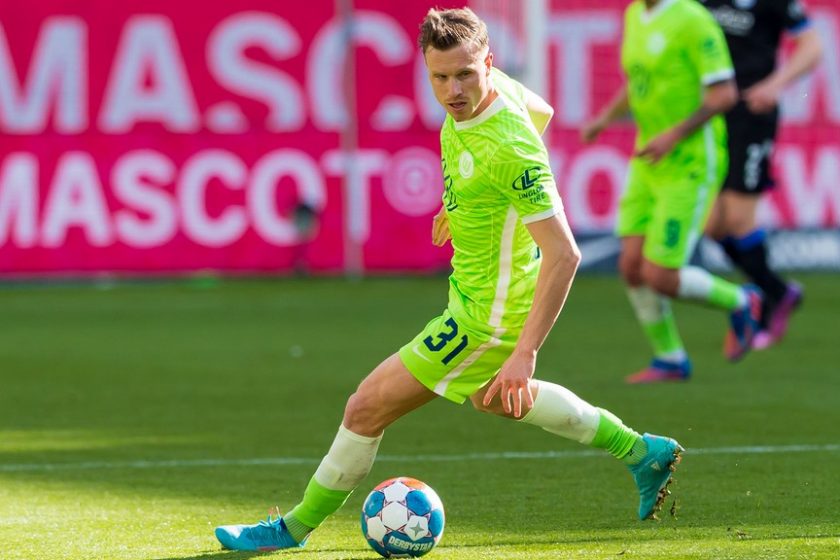 A Wolfsburg nem számíthat válogatott középpályásra az idény elején
