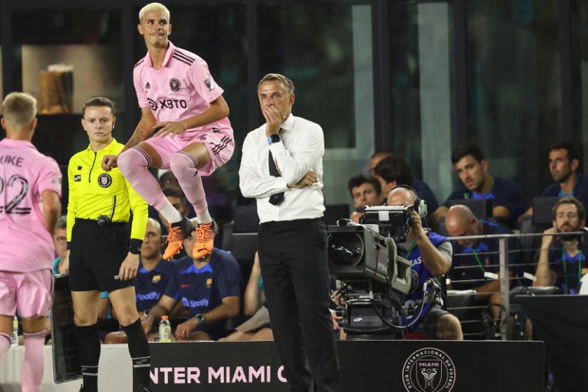 Phil Neville Miami-edző becserélte saját és Beckham fiát a Barca ellen