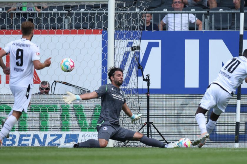 A Darmstadt és a Sandhausen meccsével indul a forduló