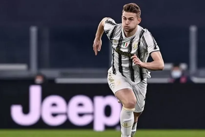 A Bayern bankot robbant a Juventus védőjéért