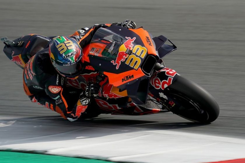 Brad Binder a 15. helyről nyerte az argentin sprintfutamot